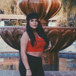 Meet your Posher, Marissa